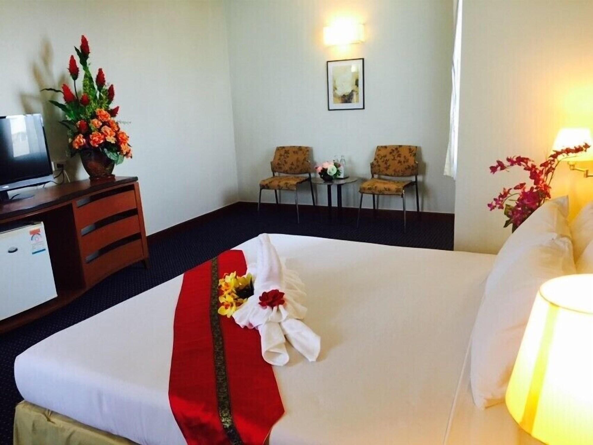 Hatyai Golden Crown Hotel Хатъяй Экстерьер фото