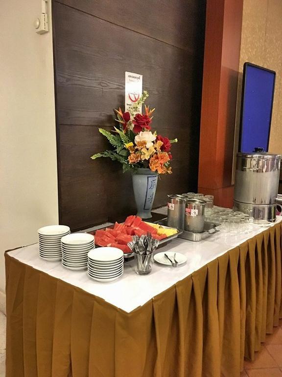 Hatyai Golden Crown Hotel Хатъяй Экстерьер фото