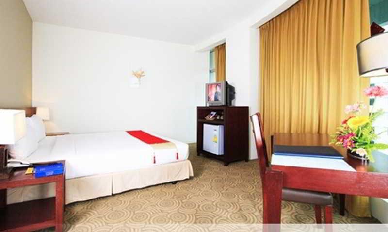 Hatyai Golden Crown Hotel Хатъяй Экстерьер фото